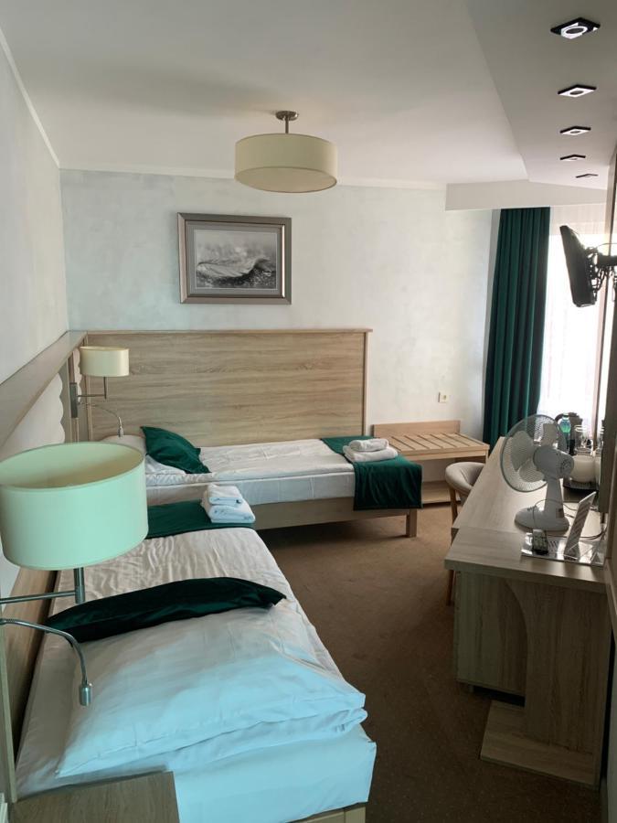 Diament I Brylant Hotel Rawicz Exterior foto