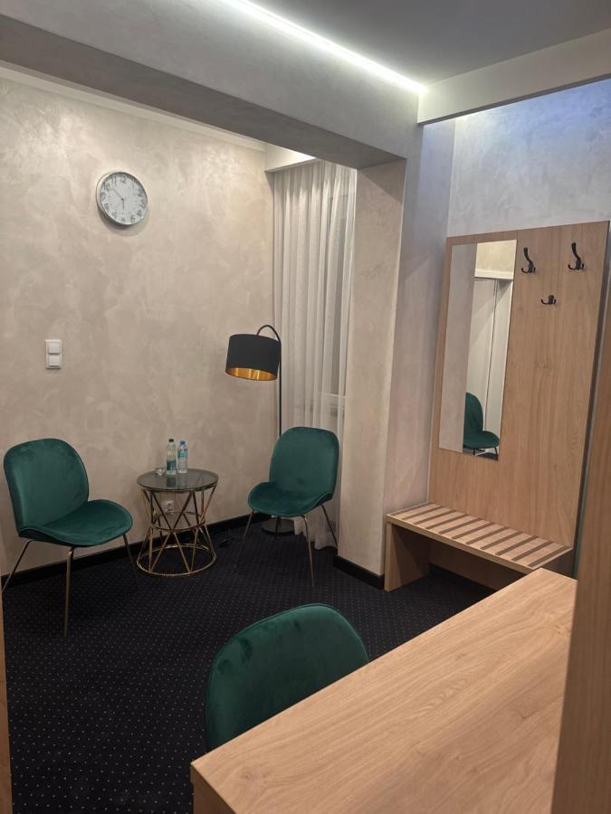 Diament I Brylant Hotel Rawicz Exterior foto