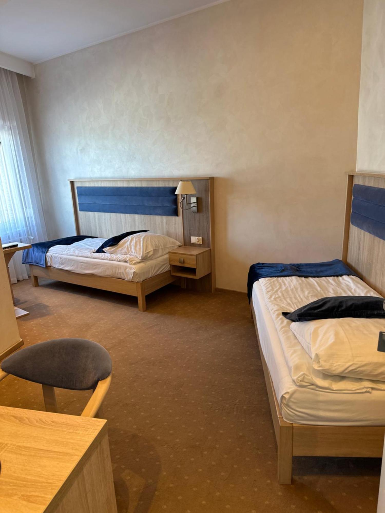 Diament I Brylant Hotel Rawicz Exterior foto