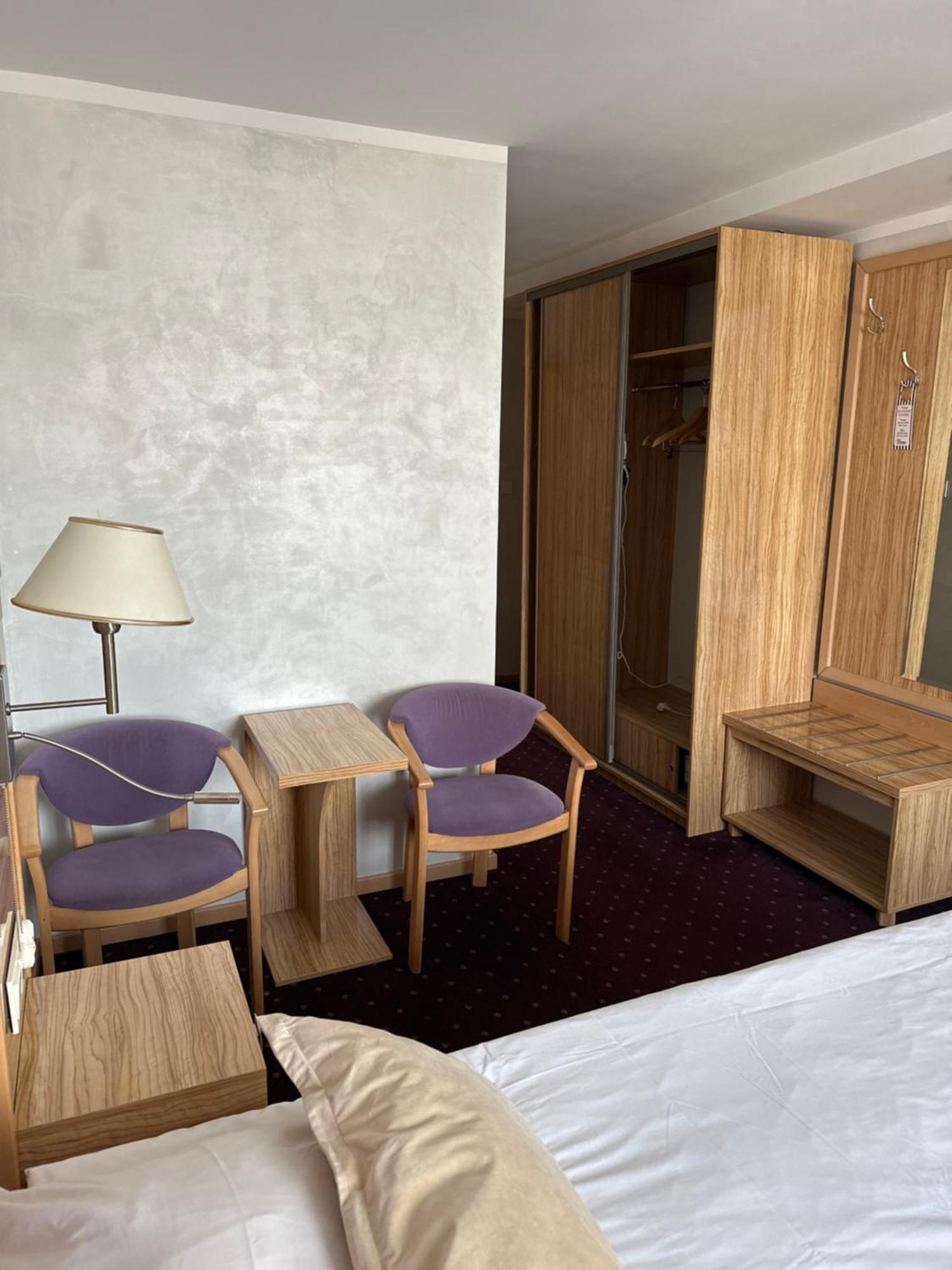 Diament I Brylant Hotel Rawicz Exterior foto